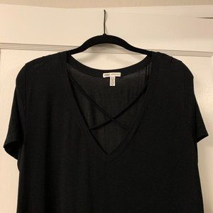 Victoria's Secret PINK crisscross tee Size M